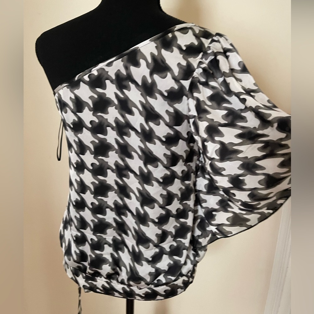 Fashions satin hot top one shoulder for women M size - Picture 5 of 15